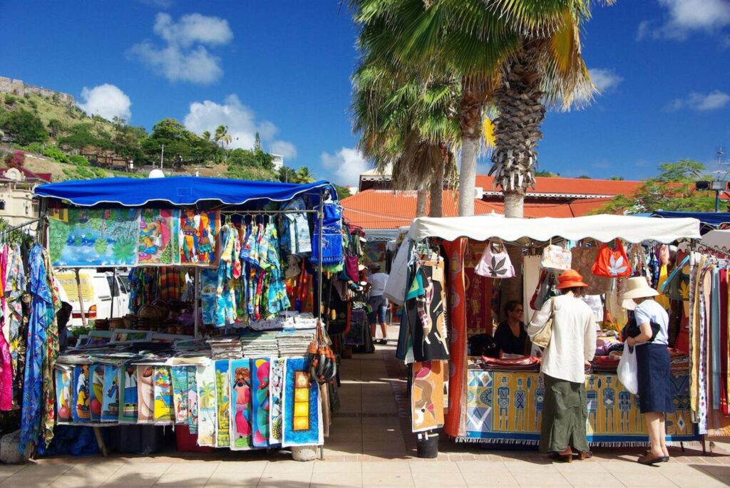 Local market scene in Marigot during the Half Island Tour in St. Maarten.